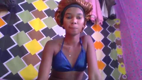 Snapshot of skinygirl2 chatting on 9, 6, 2026 skinygirl2 online show from 9, 6, 2026