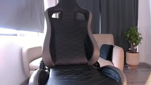 Snapshot of skull_prospect chatting on 19, 2, 2026 Liam Vokov online show from 19, 2, 2026