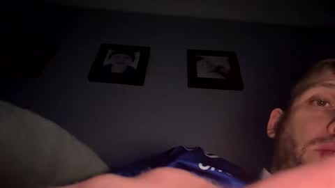 skuzzy25 online show from 22, 2, 2025