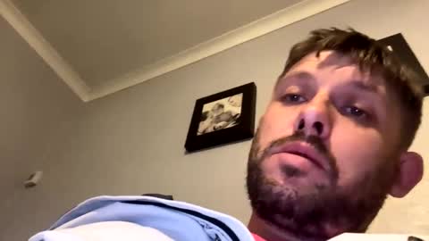 skuzzy25 online show from 3, 6, 2026