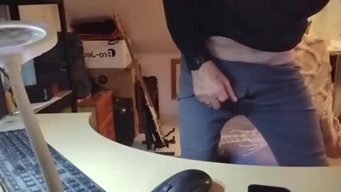 skydog819 online show from 20, 11, 2025