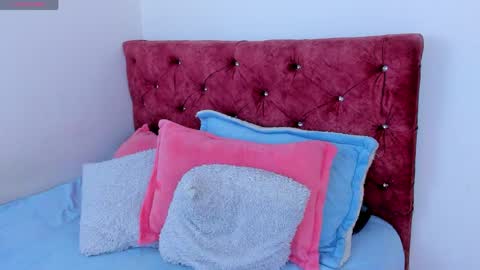 Snapshot of skyhotgirl chatting on 4, 5, 2026 Sky online show from 4, 5, 2026