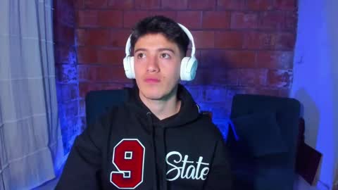 Snapshot of skyrid3r chatting on 10, 3, 2025 Skyrider online show from 10, 3, 2025