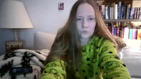 Snapshot of skywinters chatting on 13, 2, 2026 Sky Winters online show from 13, 2, 2026