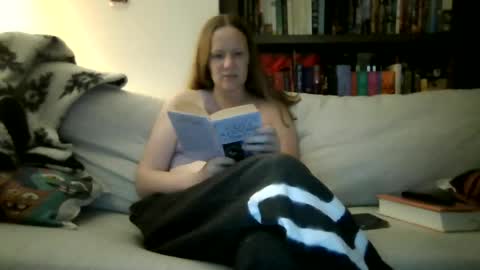 Snapshot of skywinters chatting on 15, 6, 2026 Sky Winters online show from 15, 6, 2026