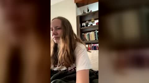 Snapshot of skywinters chatting on 16, 7, 2026 Sky Winters online show from 16, 7, 2026