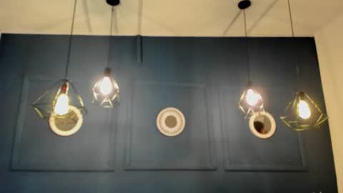 Snapshot of skyy_bloom chatting on 5, 12, 2025 Sky online show from 5, 12, 2025