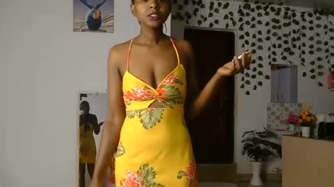 Snapshot of skyy_brown chatting on 11, 7, 2026 Bella online show from 11, 7, 2026