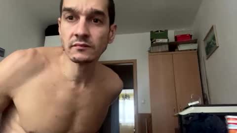 slabyhrac online show from 24, 9, 2025