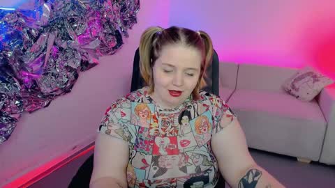 Snapshot of sladadeew chatting on 8, 1, 2025 Slada Deew online show from 8, 1, 2025