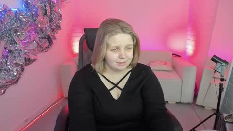 Snapshot of sladadeew chatting on 15, 1, 2025 Slada Deew online show from 15, 1, 2025