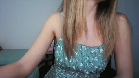 Snapshot of sladypretty chatting on 3, 3, 2026 Slady online show from 3, 3, 2026