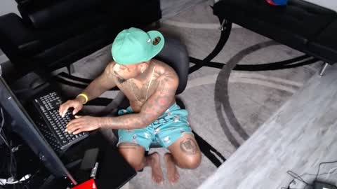 nasty twitter KASHCARTERATL online show from 4, 2, 2025