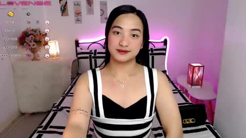 Queen Cyrine online show from 5, 1, 2025