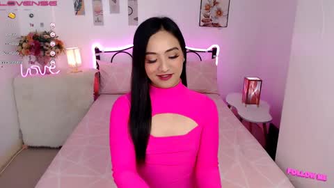 Queen Cyrine online show from 24, 2, 2025