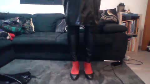 Snapshot of slaveforgodess chatting on 23, 7, 2026 slaveforgodess online show from 23, 7, 2026