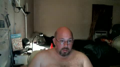 Snapshot of slavejim518 chatting on 11, 7, 2026 slavejim online show from 11, 7, 2026
