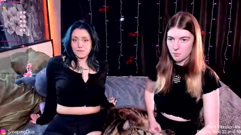 Snapshot of sleepingduo chatting on 6, 11, 2025 Hi We are Iva and Angela Nice to meet u 3 online show from 6, 11, 2025