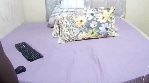 slender_sweetbabe online show from 9, 3, 2026