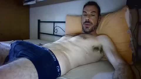 Snapshot of slevin1983 chatting on 29, 5, 2026 slevin online show from 29, 5, 2026