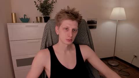 Andy online show from 8, 3, 2025