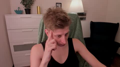 Andy online show from 4, 12, 2025