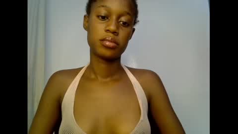 Snapshot of slim_candy12 chatting on 24, 6, 2026 Lily online show from 24, 6, 2026