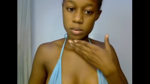 Snapshot of slim_candy12 chatting on 4, 7, 2026 Lily online show from 4, 7, 2026