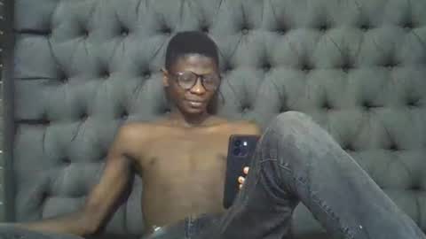 Snapshot of slim_long01 chatting on 11, 5, 2026 slim long01 online show from 11, 5, 2026