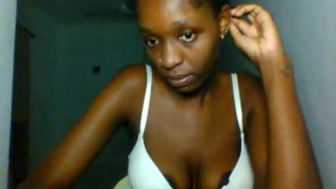 Snapshot of slimandthick1 chatting on 27, 4, 2026 slimandthick1 online show from 27, 4, 2026