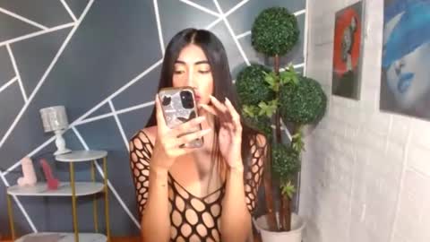 slimprettyjoira online show from 24, 4, 2026