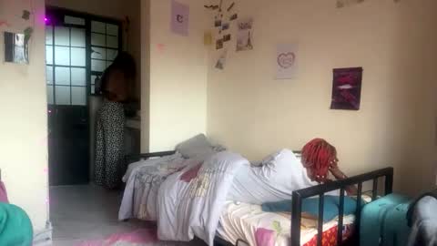 Snapshot of slimthickfatpussy chatting on 18, 2, 2026 slimthickfatpussy online show from 18, 2, 2026