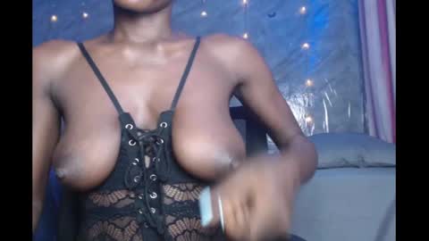 Snapshot of slimzyx chatting on 19, 1, 2025 slimzyx online show from 19, 1, 2025