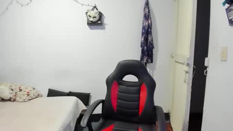 Snapshot of slone03 chatting on 3, 12, 2025 slone03 online show from 3, 12, 2025