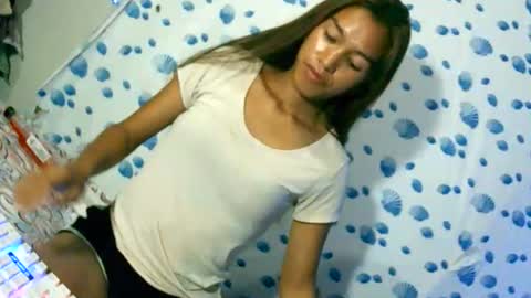 Snapshot of slut_goddessqueen69 chatting on 18, 10, 2025 slut_goddessqueen69 online show from 18, 10, 2025