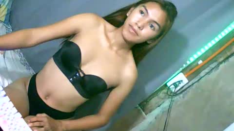 slut_goddessqueen69 online show from 18, 11, 2025