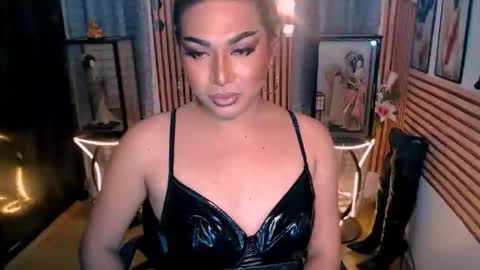Snapshot of sluthotcummer69x chatting on 3, 2, 2026 EMPRESS GODDESS KRISTINE online show from 3, 2, 2026