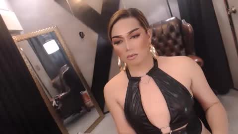 Snapshot of sluthotcummer69x chatting on 10, 2, 2026 EMPRESS GODDESS KRISTINE online show from 10, 2, 2026