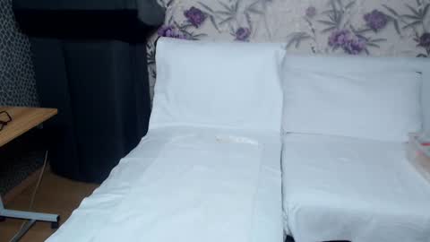 slutihmami online show from 30, 11, 2025