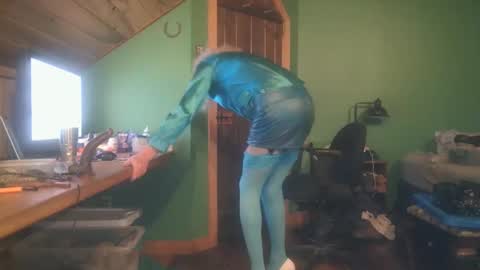 Snapshot of slutjennifertransxx chatting on 12, 10, 2025 slutjennifertransxx online show from 12, 10, 2025