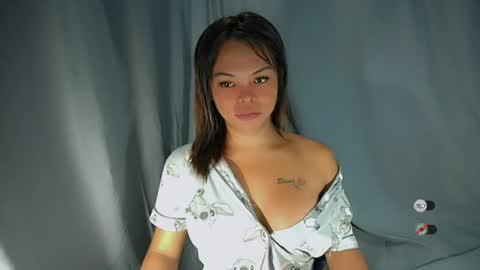 Snapshot of sluts_cum chatting on 23, 7, 2026 louie and diana online show from 23, 7, 2026