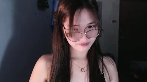 slutty_hannaxx online show from 16, 4, 2026