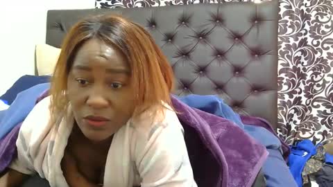 Snapshot of sluttylaura18 chatting on 9, 6, 2026 sluttylaura18 online show from 9, 6, 2026