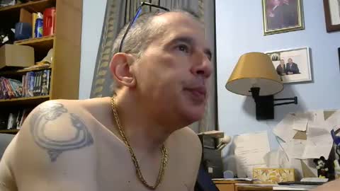 Snapshot of sluttyslave81 chatting on 27, 2, 2025 sluttyslave81 online show from 27, 2, 2025