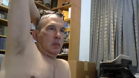 Snapshot of sluttyslave81 chatting on 10, 10, 2025 sluttyslave81 online show from 10, 10, 2025