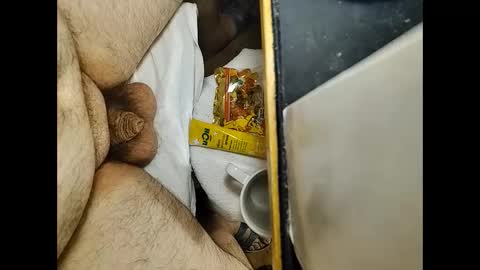 Snapshot of small_1986 chatting on 20, 12, 2024 transmisin gratuita bajo demanda  free broadcast on demand online show from 20, 12, 2024
