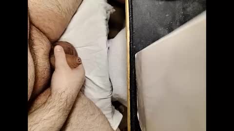 Snapshot of small_1986 chatting on 10, 2, 2025 transmisin gratuita bajo demanda  free broadcast on demand online show from 10, 2, 2025