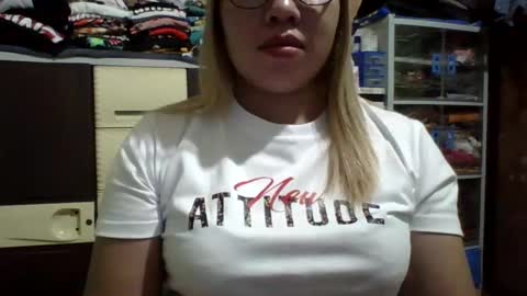 Snapshot of small_boobs59 chatting on 10, 2, 2025 Lovewella online show from 10, 2, 2025