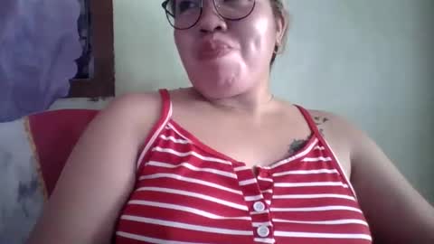 Snapshot of small_boobs59 chatting on 25, 9, 2025 Lovewella online show from 25, 9, 2025