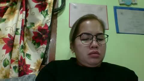 Snapshot of small_boobs59 chatting on 2, 2, 2026 Lovewella online show from 2, 2, 2026